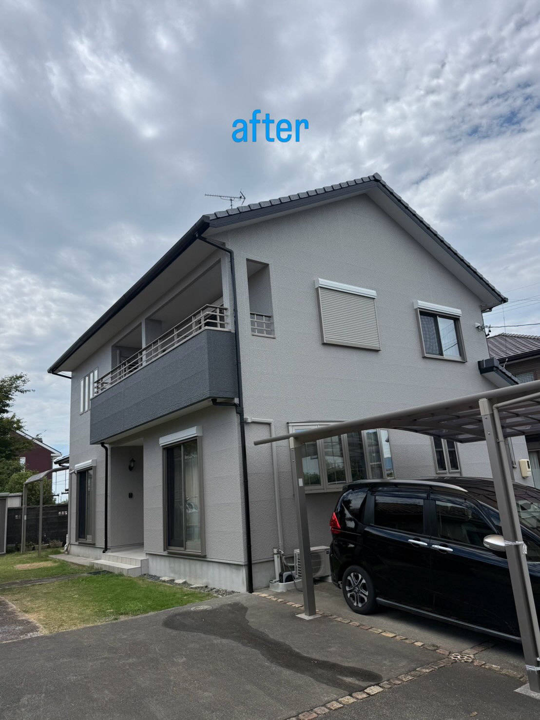 投稿遅くなってしまいましたが
三方原町のY様邸工事完了写真です。

仲良くさせてもらってる後輩の紹介です。

塗装屋の多いこの時代に
こういう紹介がめっちゃありがたい

お家の人も気さくで
気持ちよく施工させて頂きました。😀

それにしてもこの時期暑かった